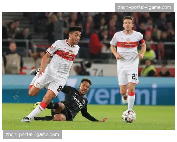 即时：斯图加特连入两球，客场2-1暂时逆转莱比锡